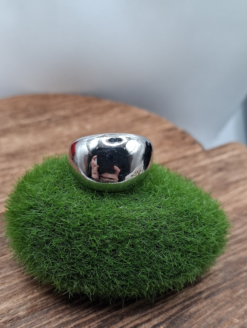 Polished Dome Ring - Sleek Minimalist Style Size 4.5 R916